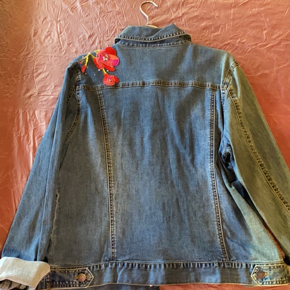 AZI Embroidered Jacket - Picture 2 of 3
